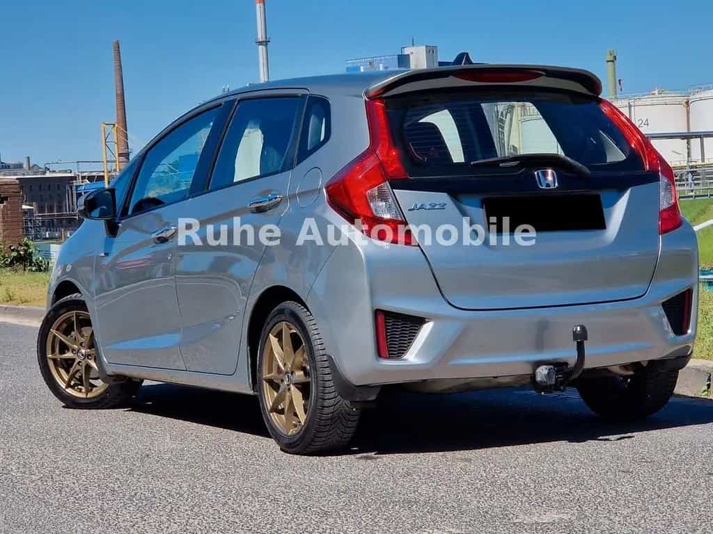 Honda Jazz 1.3 i-VTEC Klima/Tempomat/LED/AHK/Sitzhz 09/2016-photo-3