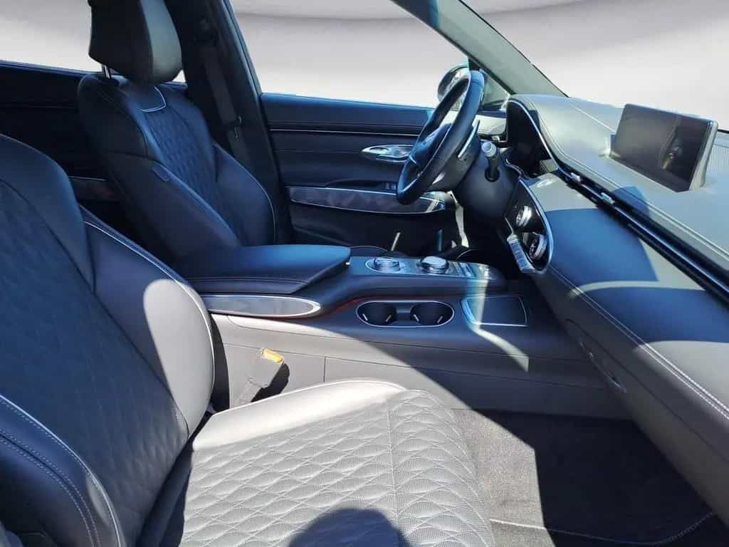 Hyundai GV70 Diesel 2.2 8AT AWD Luxury Sehr gepflegt! 05/2024-photo-8