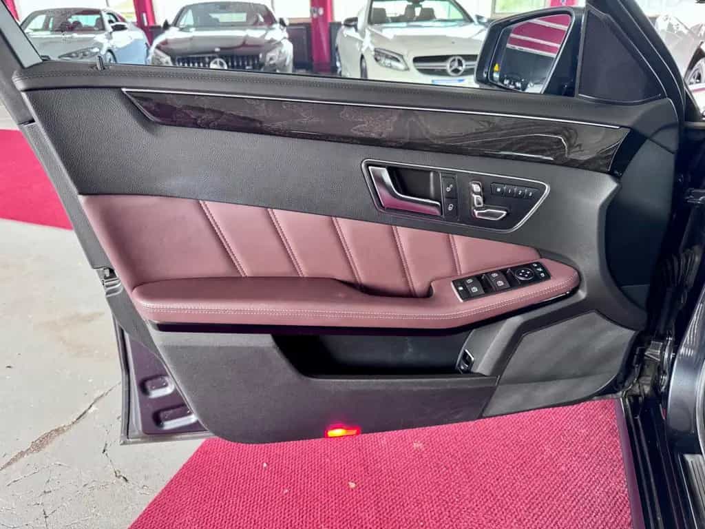 Mercedes-Benz E 500 T 4Matic Distronic Airmatic Pano 360° 12/2013-photo-21