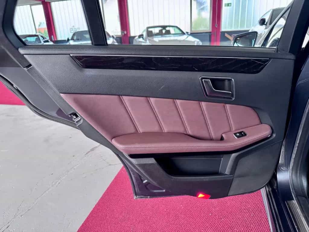 Mercedes-Benz E 500 T 4Matic Distronic Airmatic Pano 360° 12/2013-photo-29