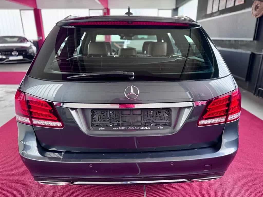 Mercedes-Benz E 500 T 4Matic Distronic Airmatic Pano 360° 12/2013-photo-6