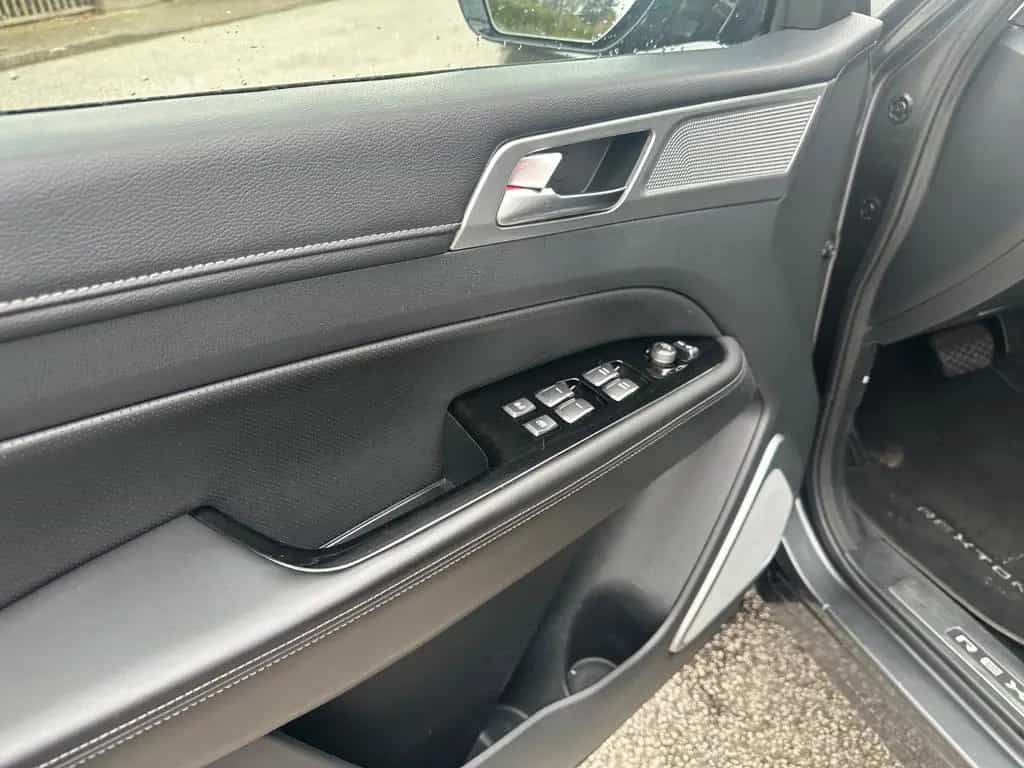 Ssangyong Rexton 2.2 Diesel e-XDi 220 Sapphire 4WD AT ... 03/2023-photo-7
