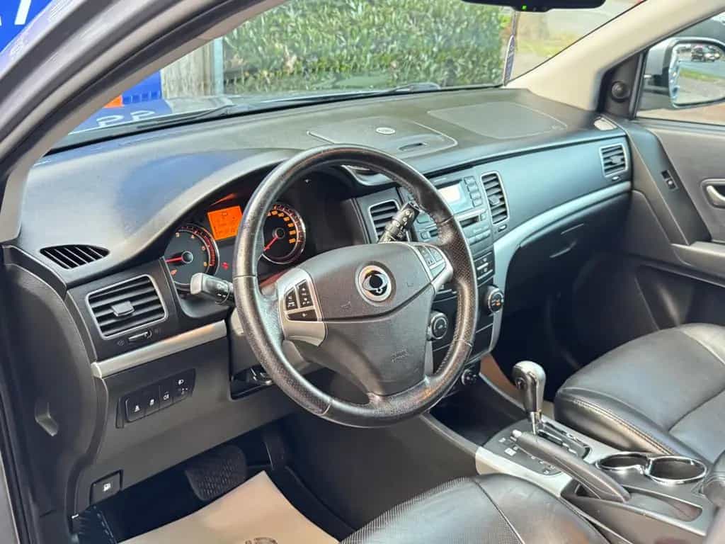 Ssangyong Korando Quartz 4x4*AUTOMATIK*LEDER*ALU*SHZ* 08/2011-photo-10
