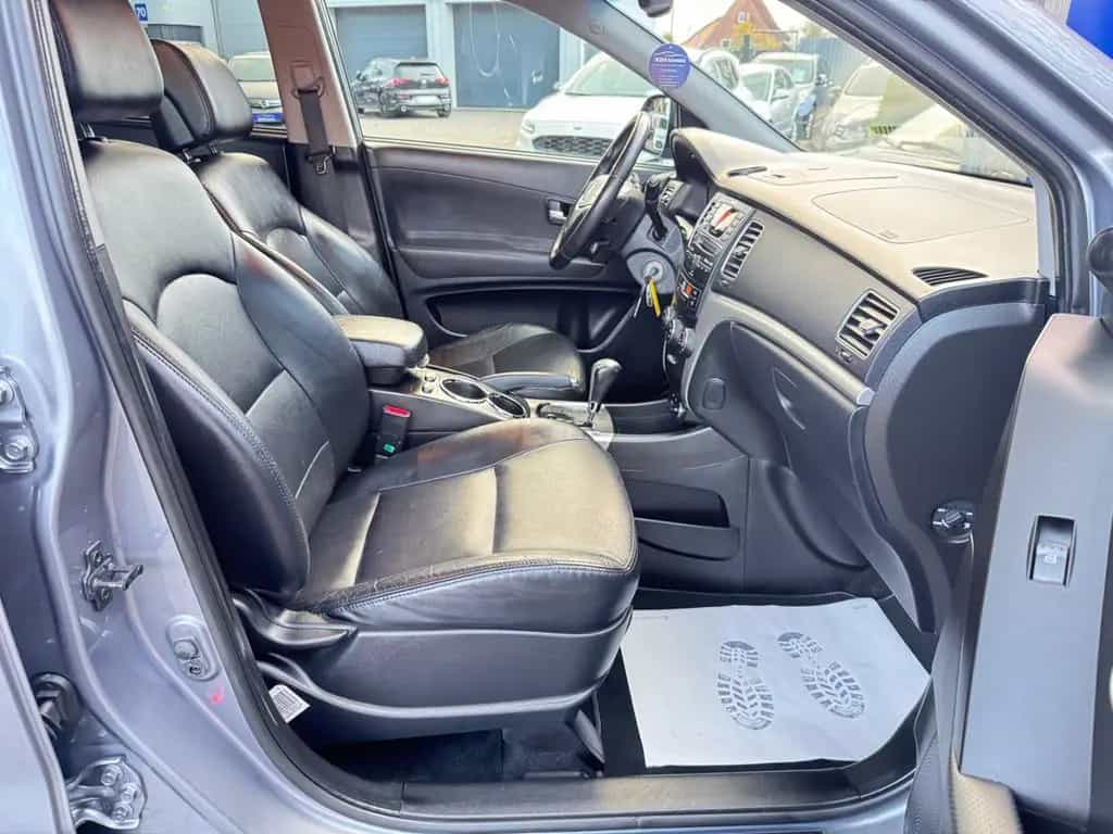 Ssangyong Korando Quartz 4x4*AUTOMATIK*LEDER*ALU*SHZ* 08/2011-photo-14