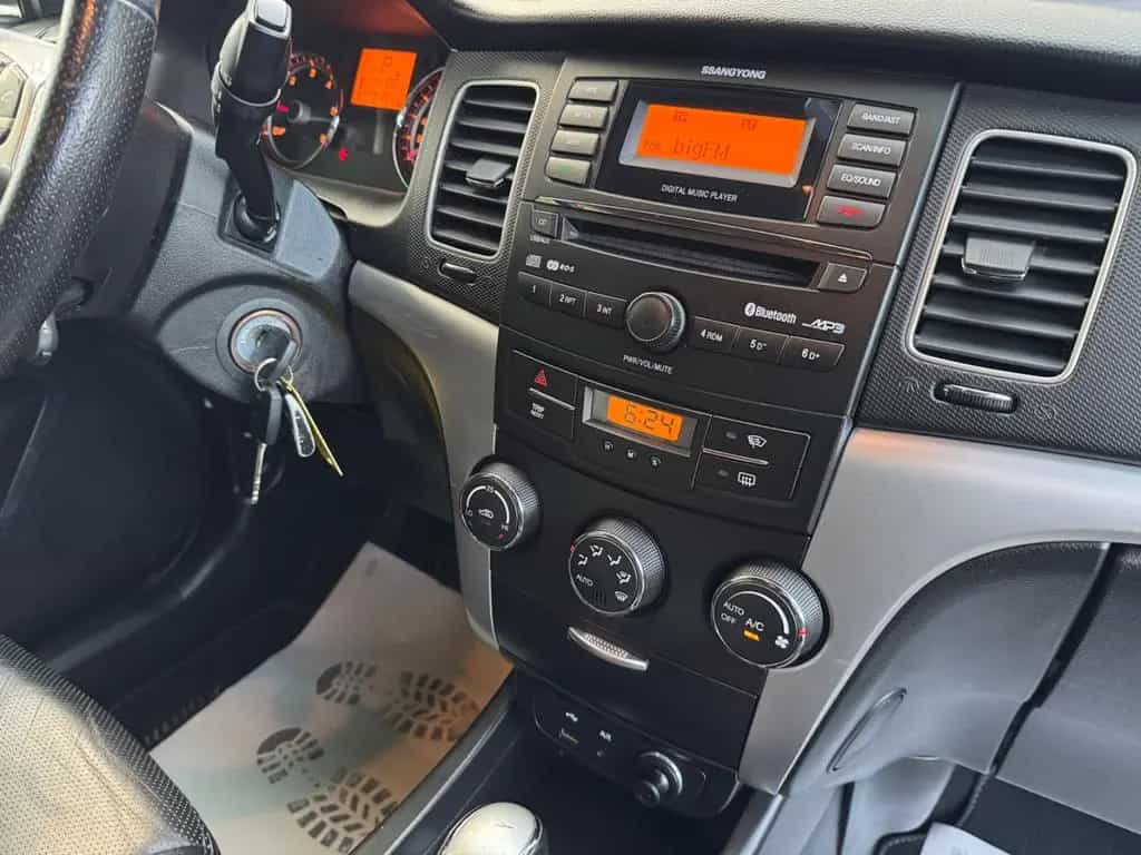 Ssangyong Korando Quartz 4x4*AUTOMATIK*LEDER*ALU*SHZ* 08/2011-photo-16