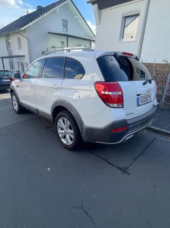 Chevrolet Captiva 2.2TD LT+ Auto AWD 7-Sitzer LT+ 10/2013-photo-2