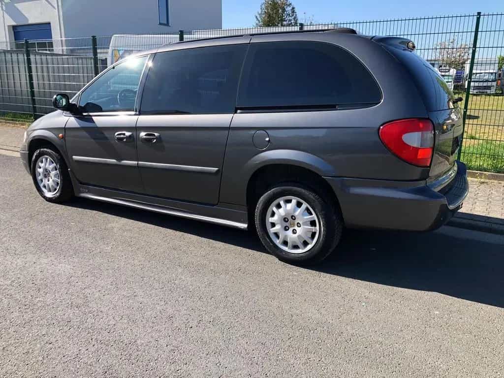 Chrysler Grand Voyager Behindertenger FR. ... 07/2007-photo-0