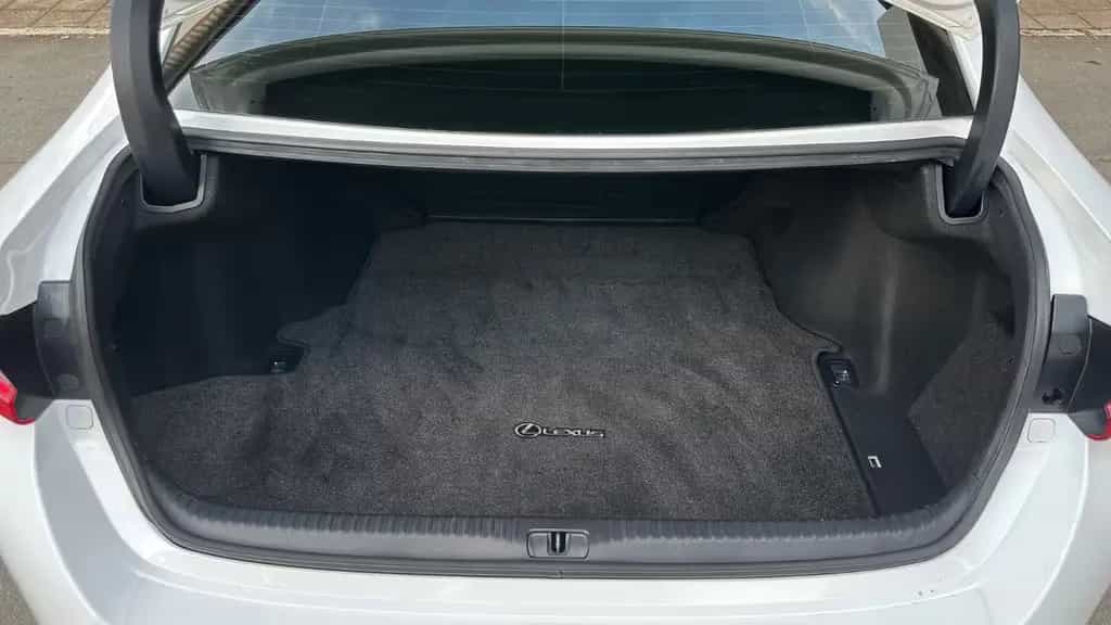 Lexus RC 350 F Sport/Leder/Kamera/R19/PDC/Schiebedach 07/2015-photo-10