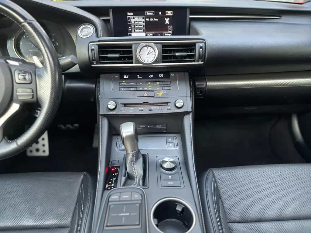 Lexus RC 350 F Sport/Leder/Kamera/R19/PDC/Schiebedach 07/2015-photo-19