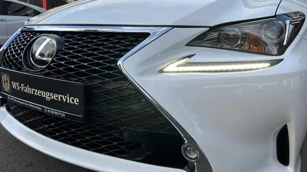 Lexus RC 350 F Sport/Leder/Kamera/R19/PDC/Schiebedach 07/2015-photo-40
