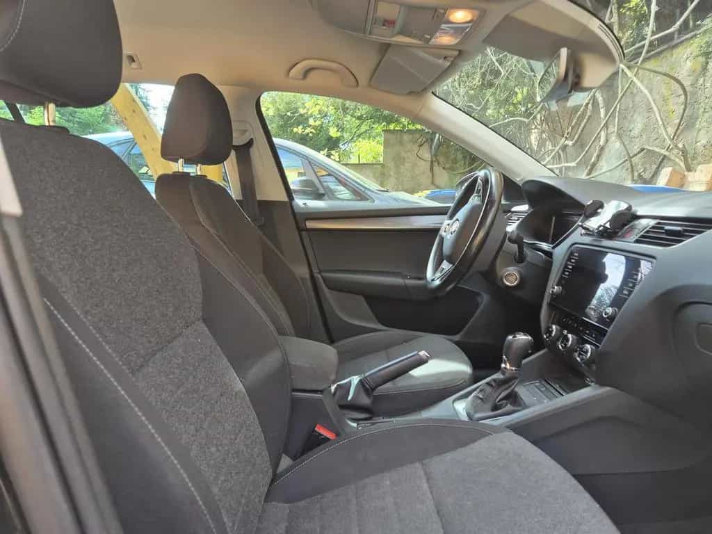 Skoda Octavia 1.0 TSI DSG SOLEIL Combi SOLEIL 06/2020-photo-5