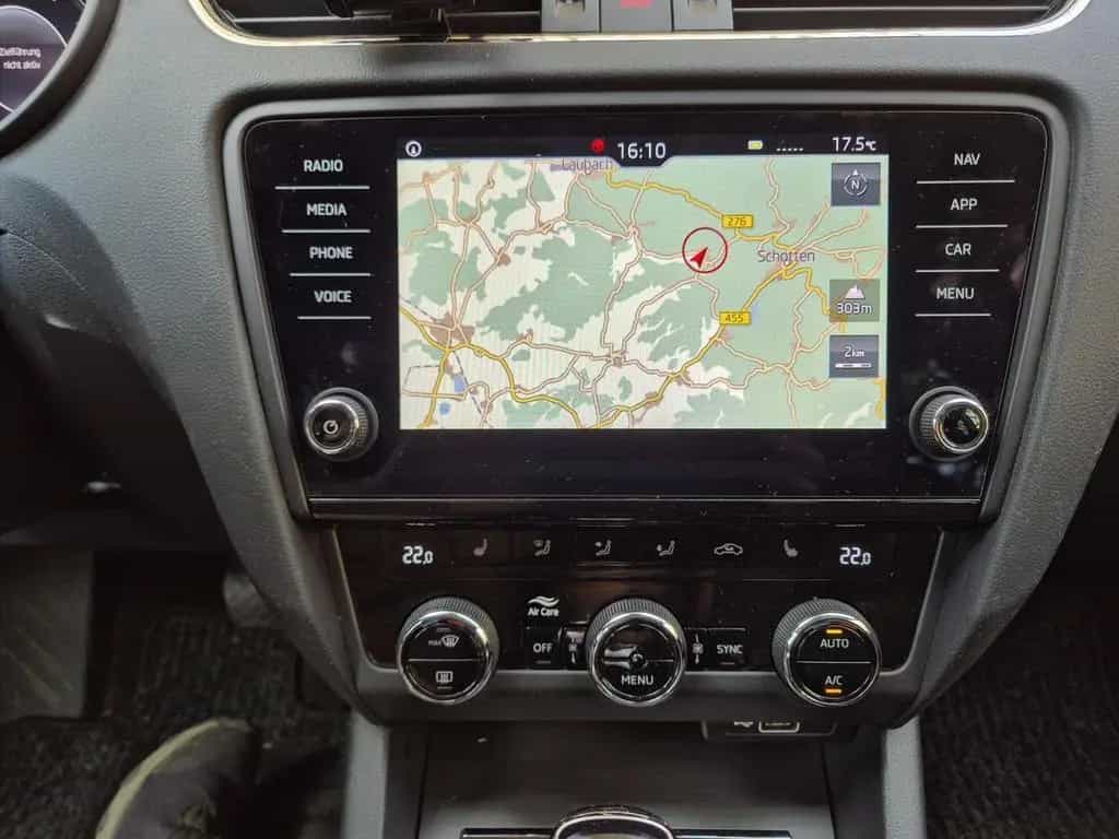 Skoda Octavia 1.0 TSI DSG SOLEIL Combi SOLEIL 06/2020-photo-7