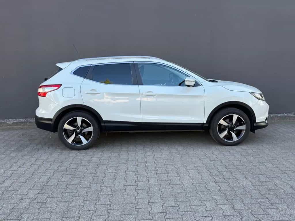 Nissan Qashqai N-Connecta Pano Navi Kamera 03/2016-photo-6