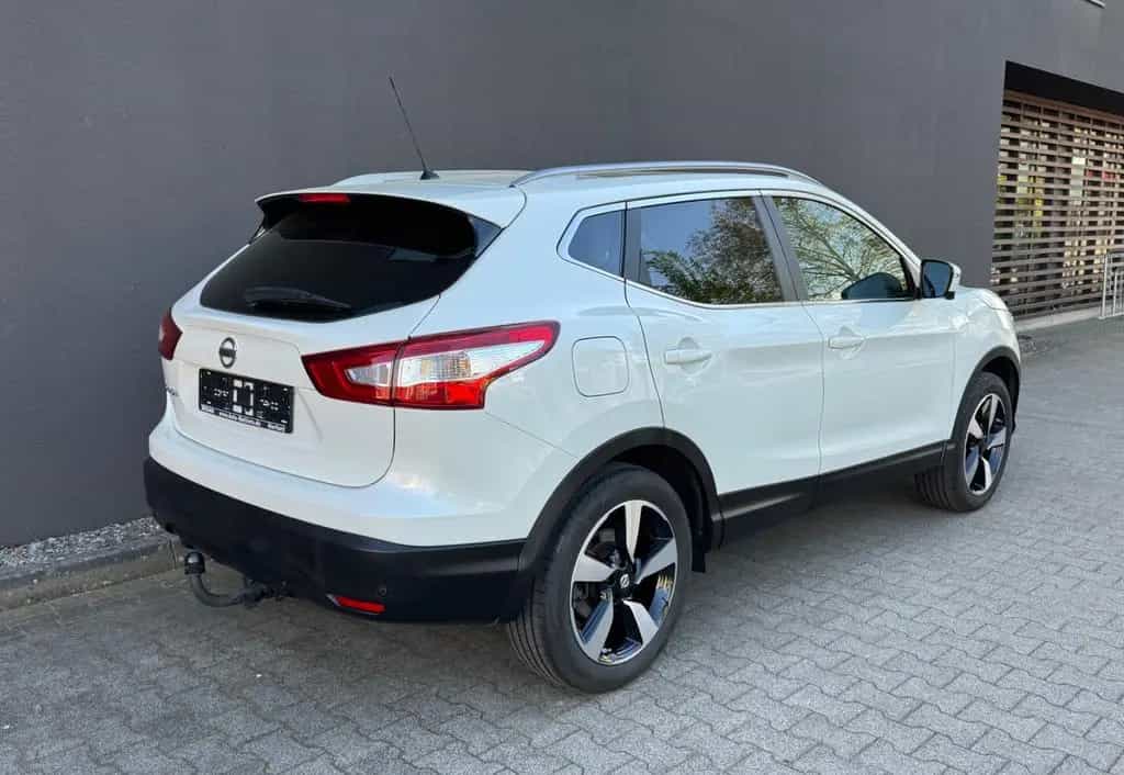 Nissan Qashqai N-Connecta Pano Navi Kamera 03/2016-photo-7