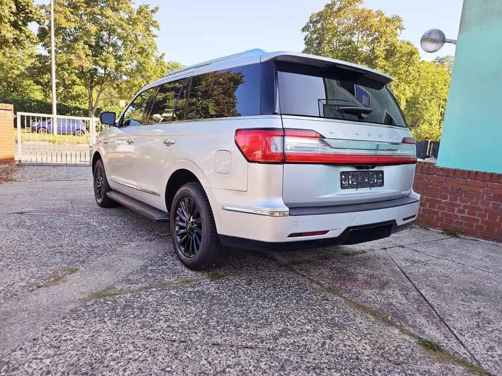 Lincoln Navigator 3.5 V6 7-Sitzer 10/2020-photo-10