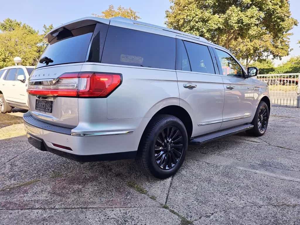 Lincoln Navigator 3.5 V6 7-Sitzer 10/2020-photo-12