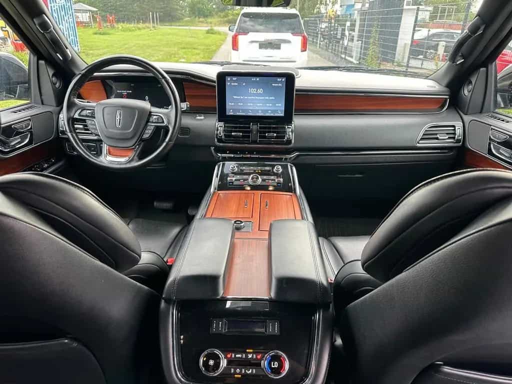 Lincoln Navigator 3.5 V6 7-Sitzer 10/2020-photo-18