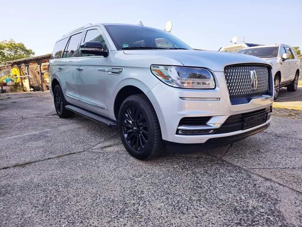 Lincoln Navigator 3.5 V6 7-Sitzer 10/2020-photo-5