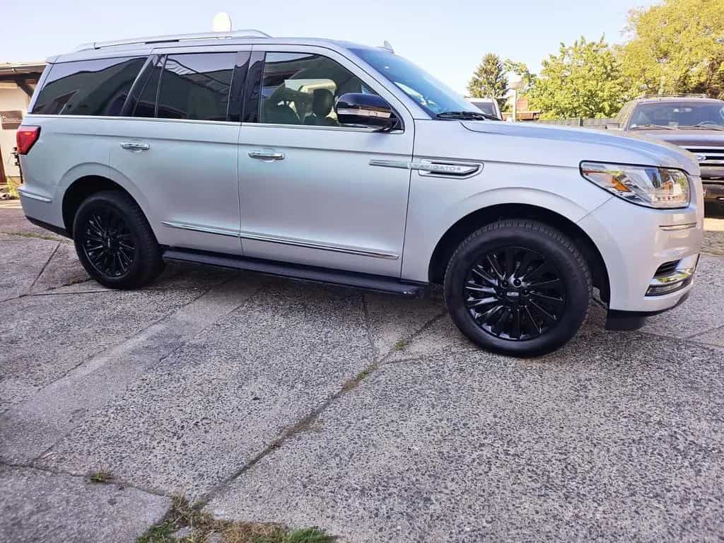 Lincoln Navigator 3.5 V6 7-Sitzer 10/2020-photo-9