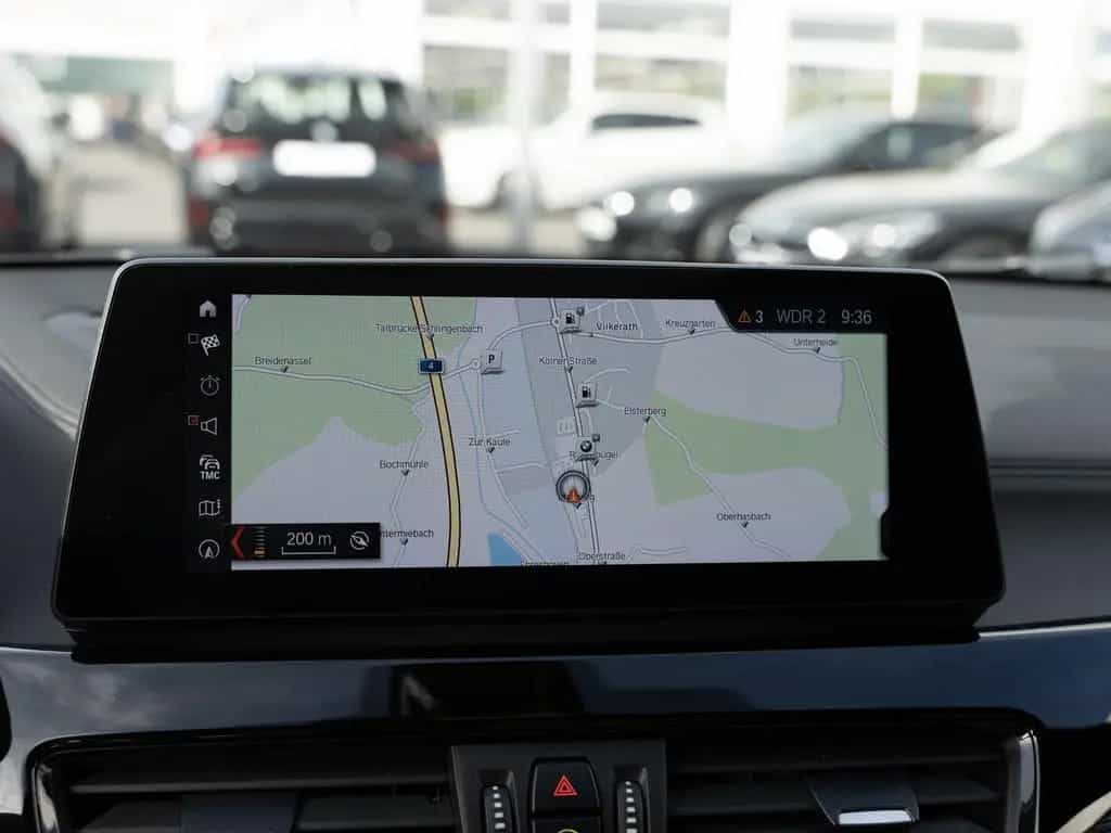 BMW X2 sDrive 20i M-Sport X PANO AHK HUD LED W-LAN 06/2020-photo-15