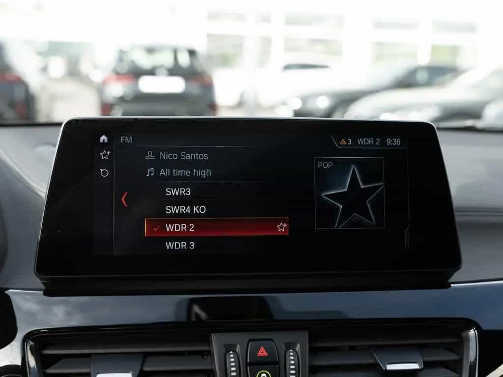 BMW X2 sDrive 20i M-Sport X PANO AHK HUD LED W-LAN 06/2020-photo-16