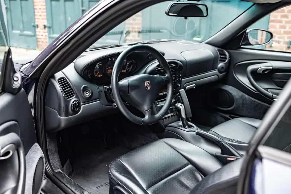 Porsche 996 Carrera 4S / Orig. KM 22.500/ sehr gepflegt! 01/2002-photo-4