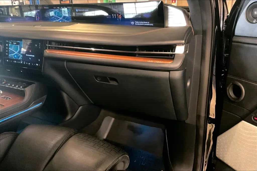 Lincoln Navigator Black Label MY25 09/2025-photo-15