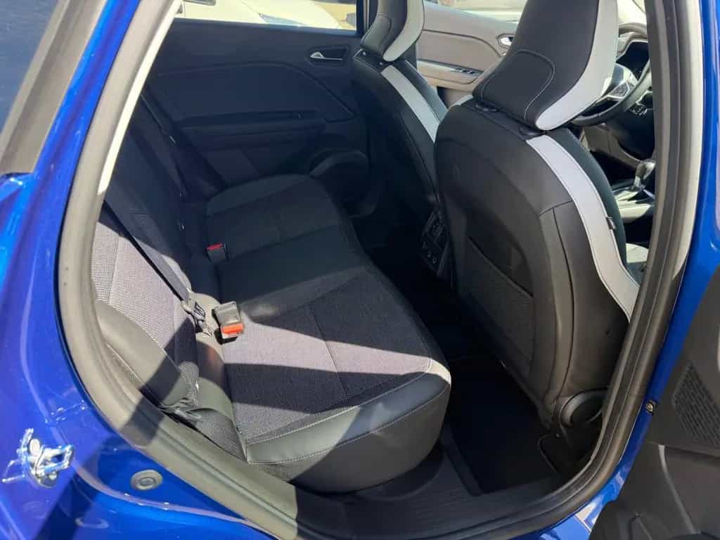 Renault Captur II Techno 07/2023-photo-9
