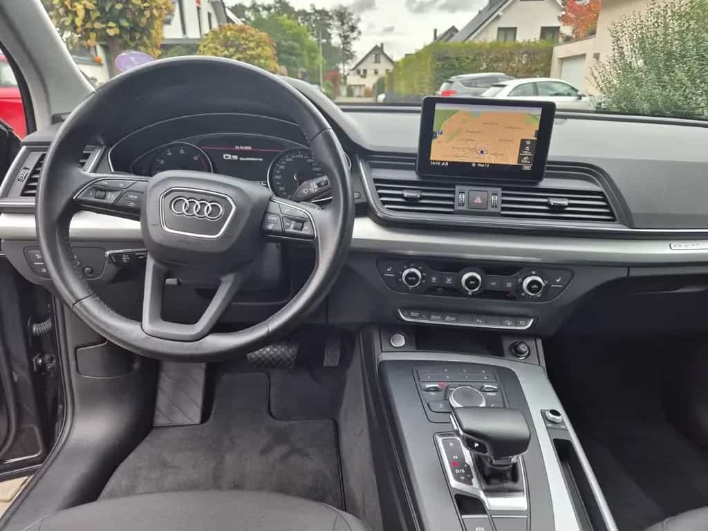Audi Q5 2.0 TFSI S tronic quattro - Anhängerkupplung 08/2018-photo-7