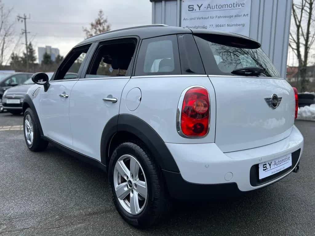 MINI Cooper Countryman 1.6|Navi|PDC|Klima|Temp|SHZ|BT 11/2014-photo-2