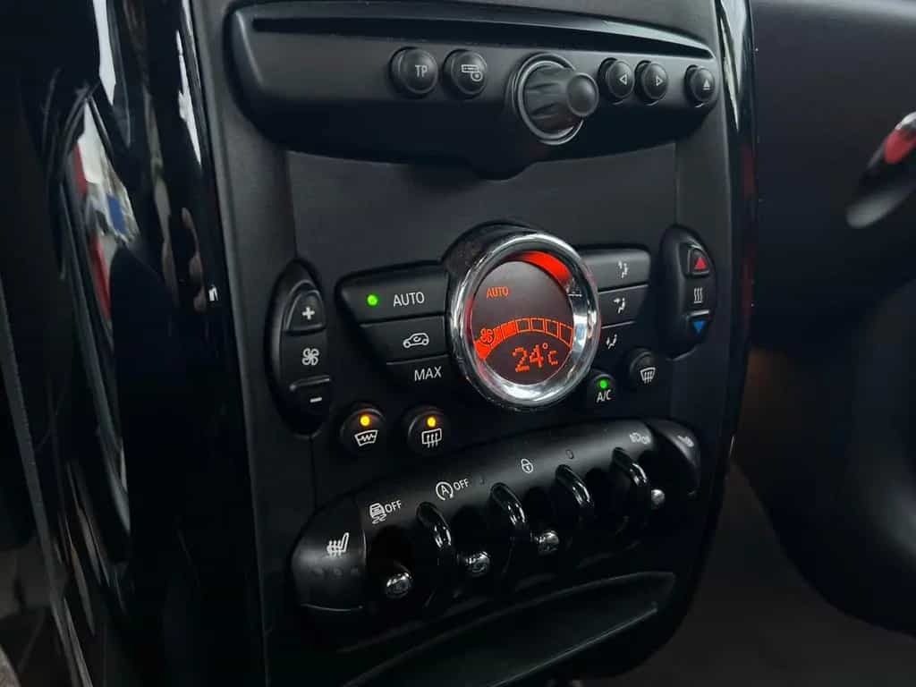 MINI Cooper Countryman 1.6|Navi|PDC|Klima|Temp|SHZ|BT 11/2014-photo-23