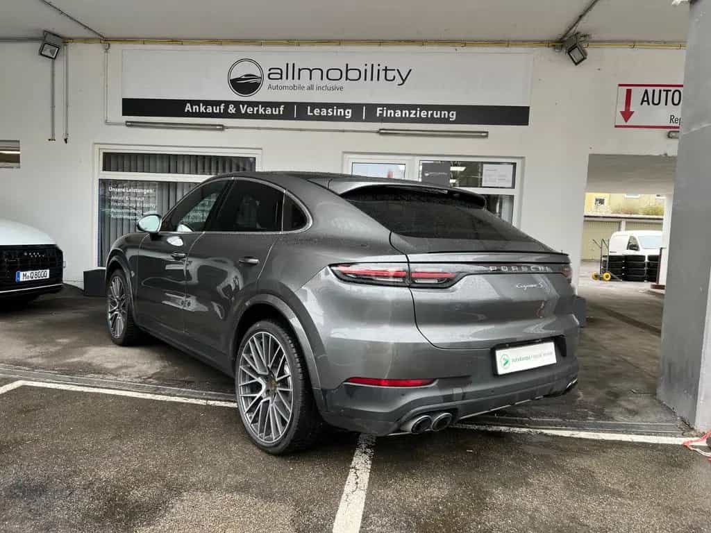Porsche Cayenne Coupe S HUD Pano Massage 10/2019-photo-1