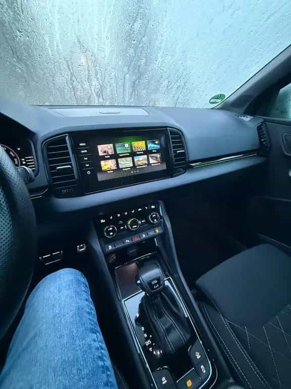 Skoda Karoq 2.0 TDI SCR 140kW DSG 4x4 SPORTLINE SP... 09/2020-photo-4