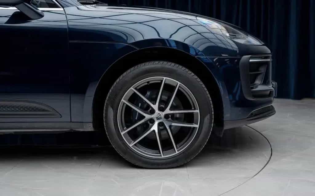 Porsche Macan 11/2022-photo-10