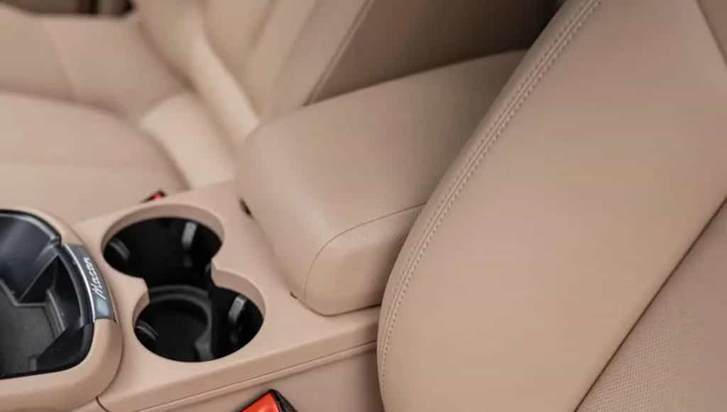 Porsche Macan 11/2022-photo-13