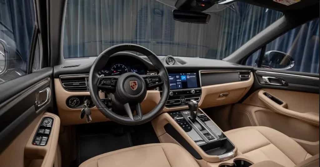 Porsche Macan 11/2022-photo-18