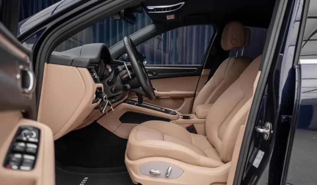 Porsche Macan 11/2022-photo-22