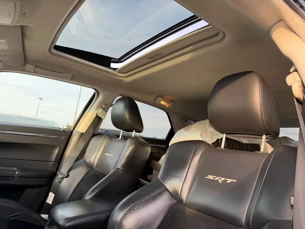 Chrysler 300C Touring 3.0 CRD Automatik SRT Ausstattung 06/2010-photo-11