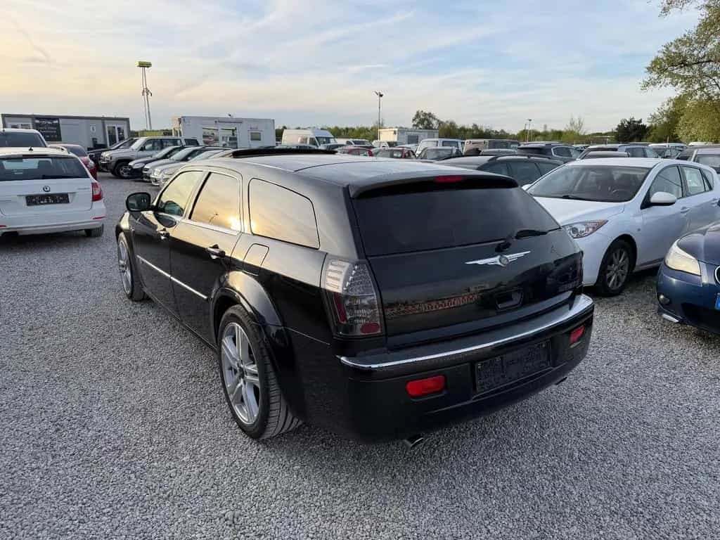 Chrysler 300C Touring 3.0 CRD Automatik SRT Ausstattung 06/2010-photo-5