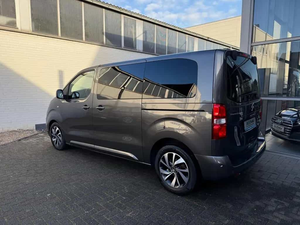 Citroën SpaceTourer Shine M Aut./Pano/Standheizung/AHK 09/2021-photo-2