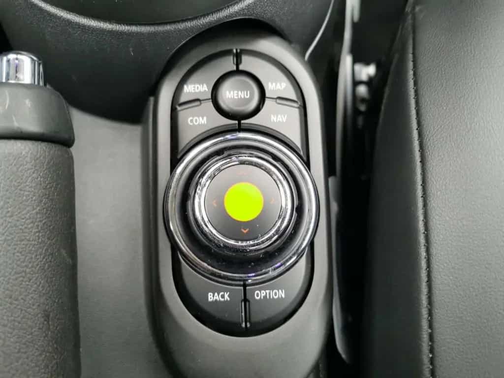 MINI Cooper S Steptr. 5tür LED NAV PDC HarmanKar 02/2021-photo-12