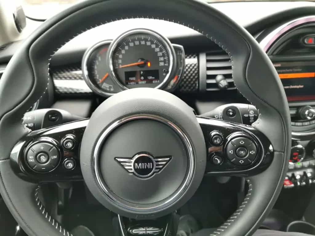 MINI Cooper S Steptr. 5tür LED NAV PDC HarmanKar 02/2021-photo-14
