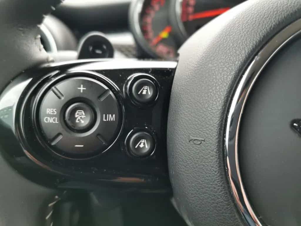 MINI Cooper S Steptr. 5tür LED NAV PDC HarmanKar 02/2021-photo-16