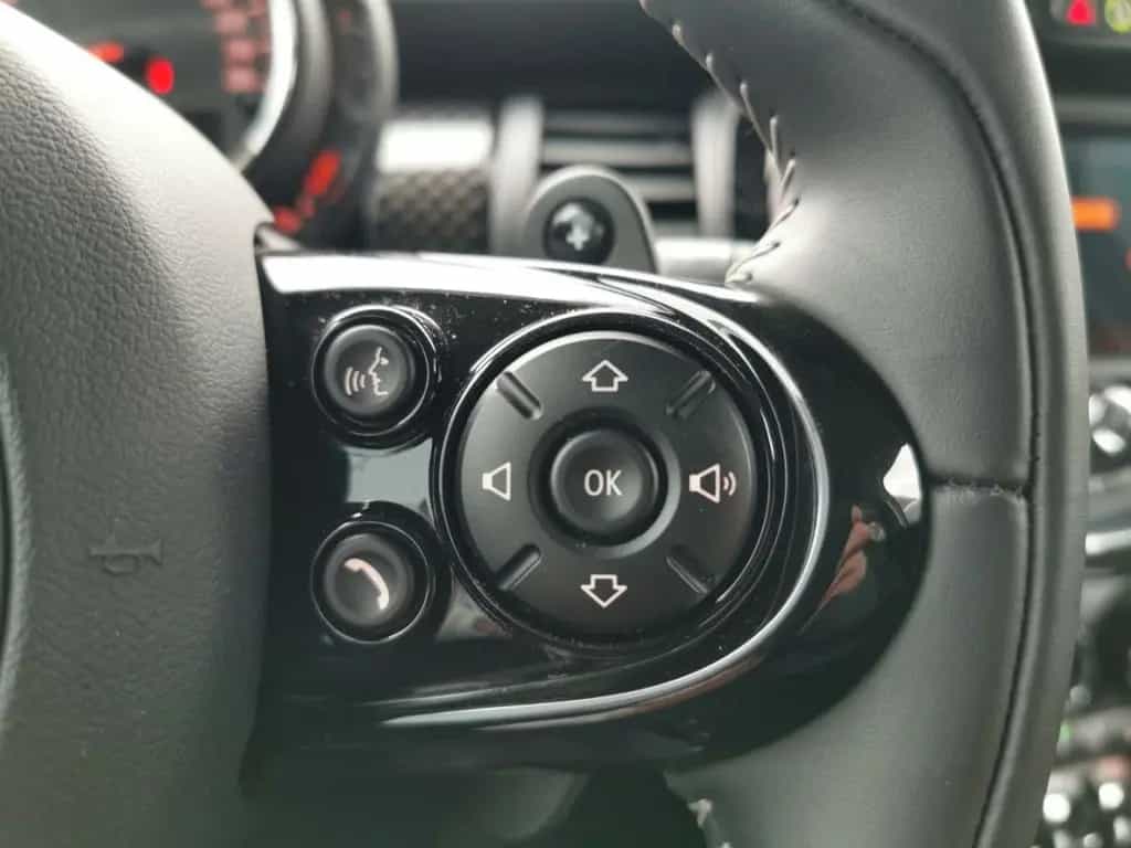 MINI Cooper S Steptr. 5tür LED NAV PDC HarmanKar 02/2021-photo-17