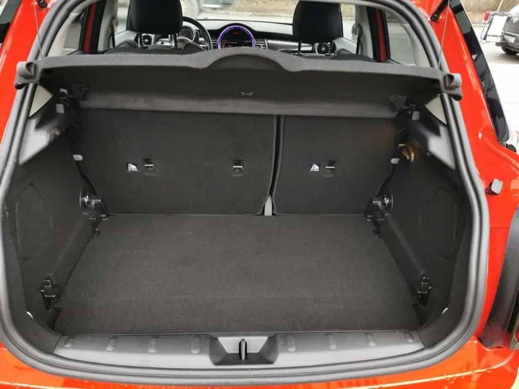 MINI Cooper S Steptr. 5tür LED NAV PDC HarmanKar 02/2021-photo-2
