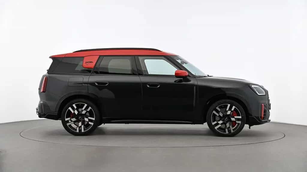 MINI John Cooper Works Countryman JCW Countryman ALL4 02/2025-photo-3
