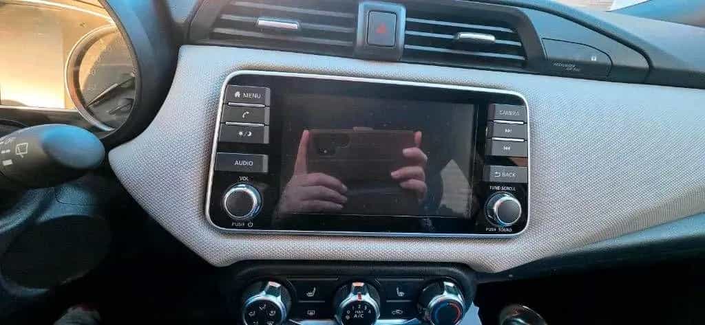 Nissan Micra Connect Automatik 03/2019-photo-6