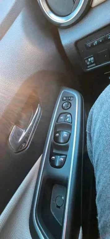 Nissan Micra Connect Automatik 03/2019-photo-7