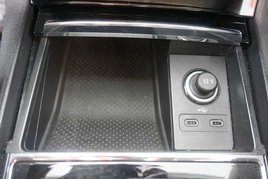Skoda Karoq 1.5 TSI Drive 125 DSG LED Kamera AHK 04/2021-photo-14