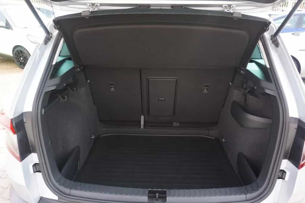 Skoda Karoq 1.5 TSI Drive 125 DSG LED Kamera AHK 04/2021-photo-27